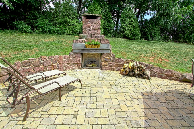 Updated - 4 Red Tail - Fire pit