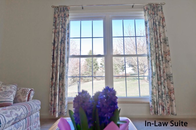 931 Dampman - In-Law Suite - Living Room window